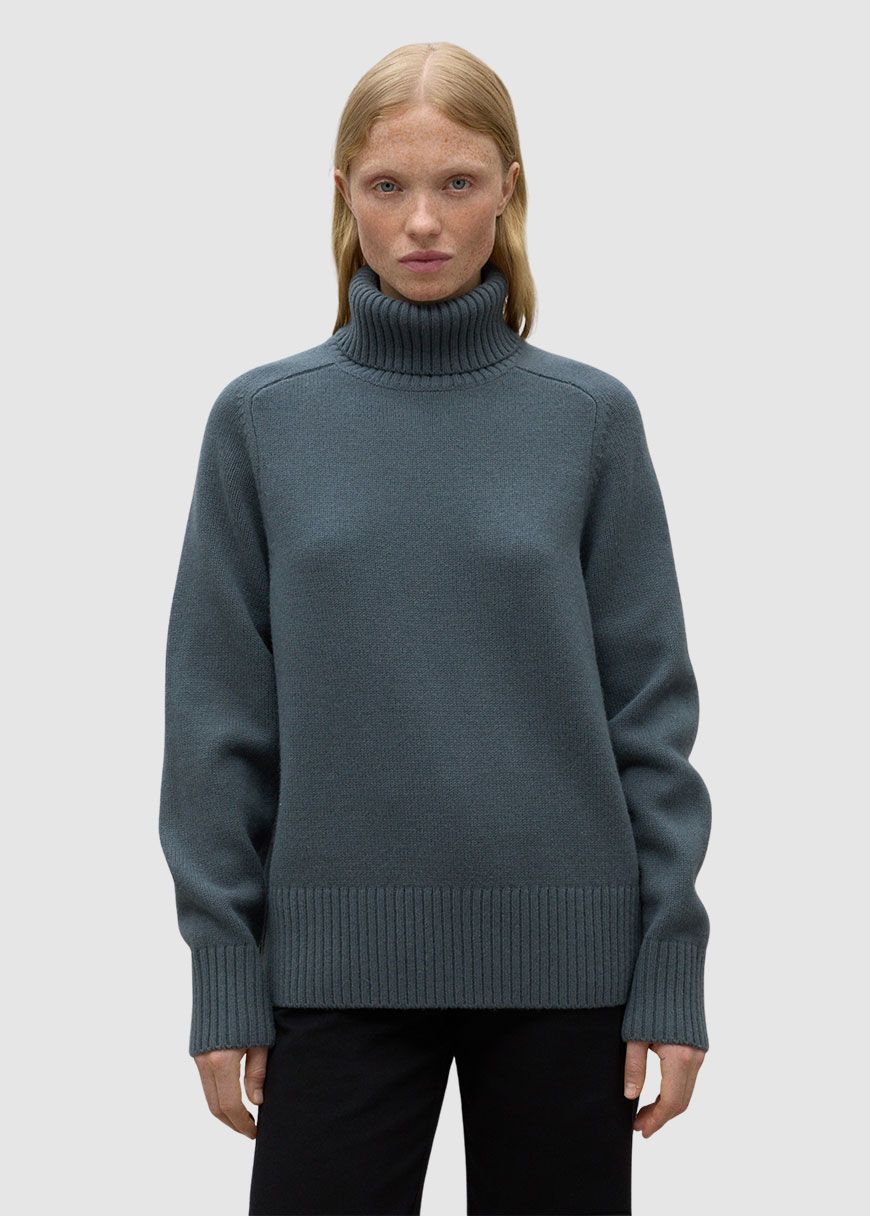 Caquialf Knit Woman