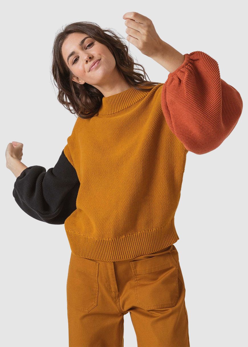 Aitza Women Sweater