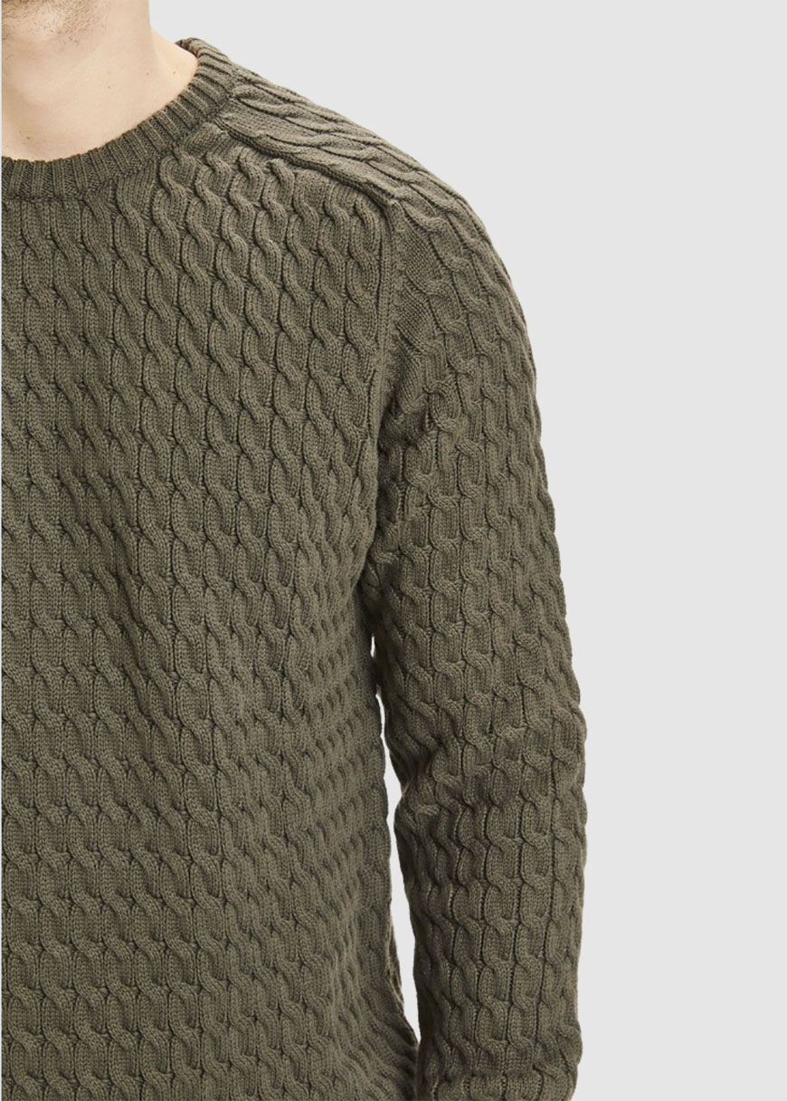 Field Cable Crew Neck Knit