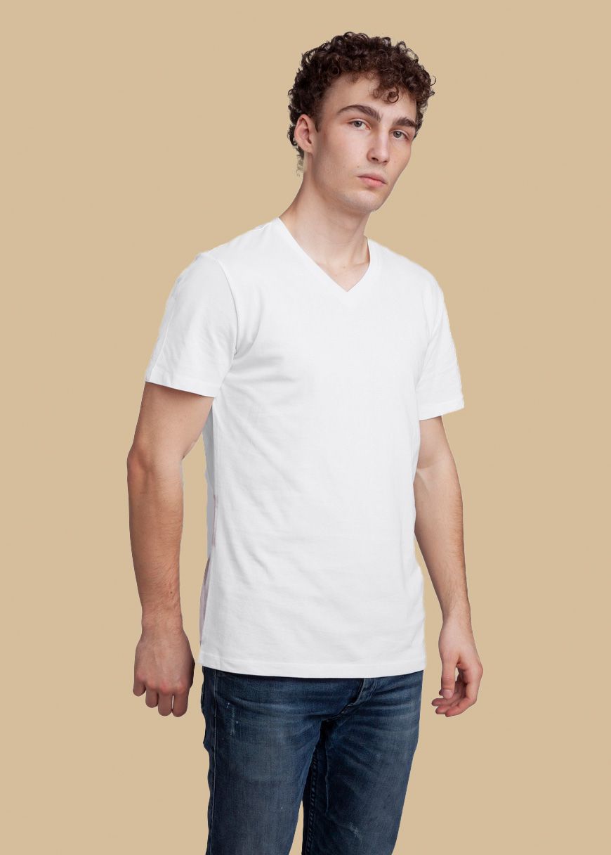 V-Neck T-Shirt M